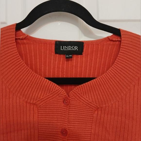 Vintage Lindor Cardigan Sweater - Picture 4 of 11